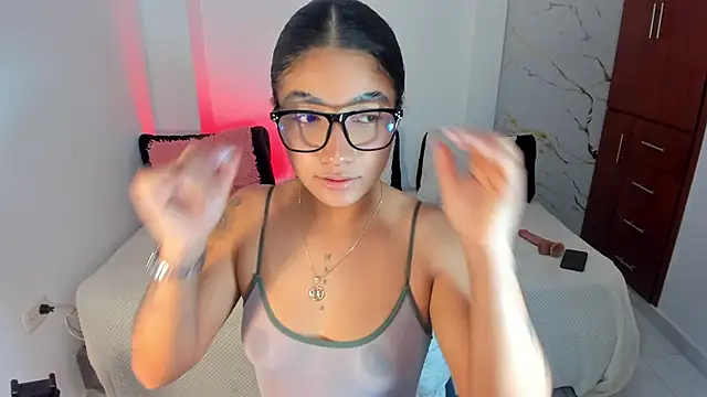 martina roldam online show from 05/25/26, 04:29