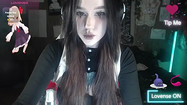 chloe crystall killer online show from 04/25/26, 05:21