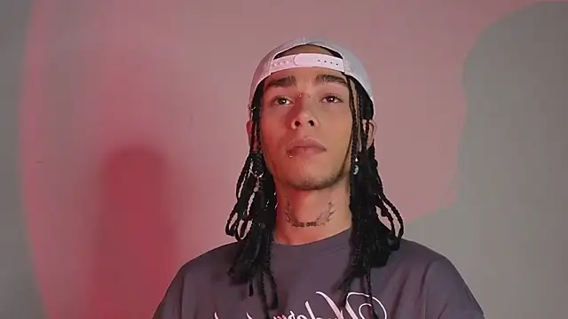 Snapshot of seven7xis chatting on 01/13/25, 05:33 seven7xis online show from 01/13/25, 05:33