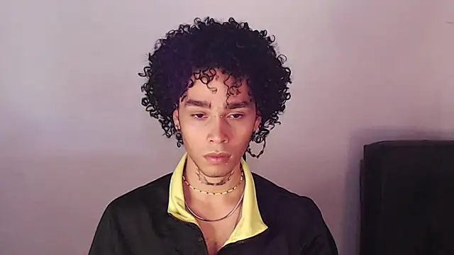 Snapshot of seven7xis chatting on 01/23/25, 06:35 seven7xis online show from 01/23/25, 06:35