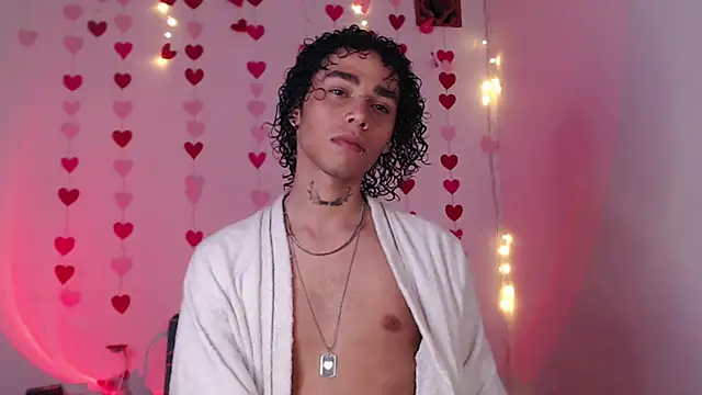 Snapshot of seven7xis chatting on 02/09/25, 06:22 seven7xis online show from 02/09/25, 06:22