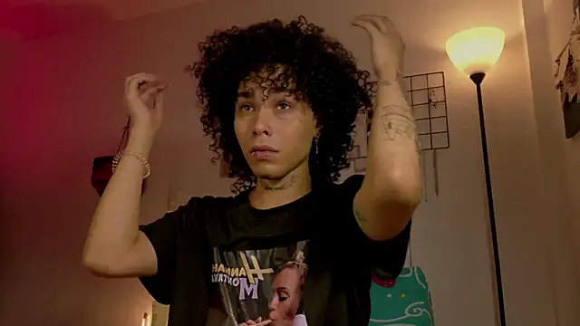 Snapshot of seven7xis chatting on 02/27/26, 04:12 seven7xis online show from 02/27/26, 04:12