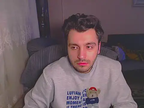 handsomeee04 online show from 02/23/25, 09:37