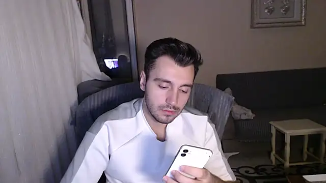 handsomeee04 online show from 10/02/25, 02:18