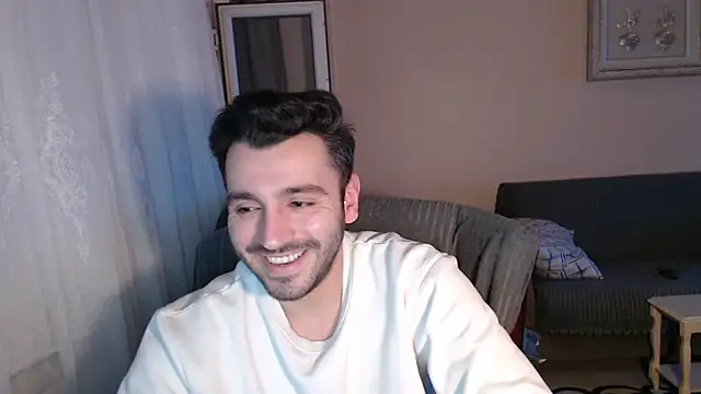 handsomeee04 online show from 11/24/25, 11:04