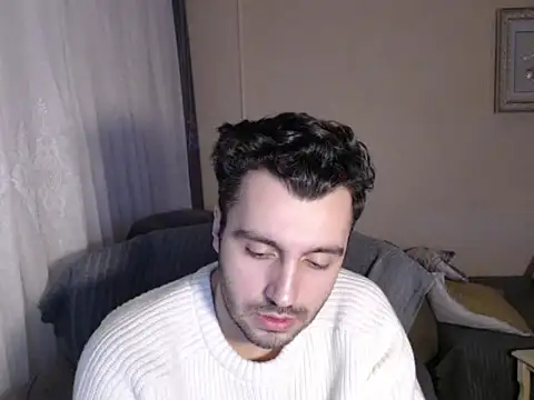 handsomeee04 online show from 01/09/26, 10:44