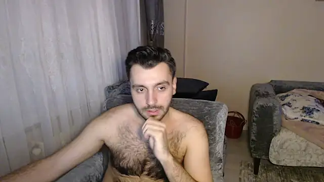 Snapshot of handsomeee04 chatting on 04/30/26, 10:58 handsomeee04 online show from 04/30/26, 10:58