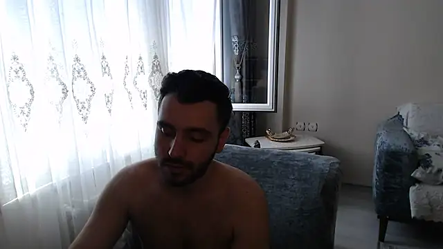 Snapshot of handsomeee04 chatting on 06/21/26, 12:52 handsomeee04 online show from 06/21/26, 12:52