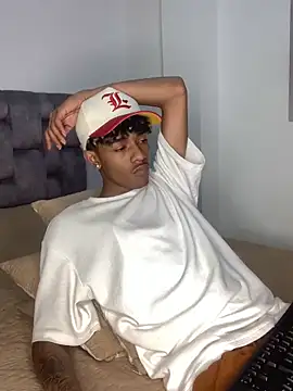 Boy cock18 online show from 01/25/25, 07:28