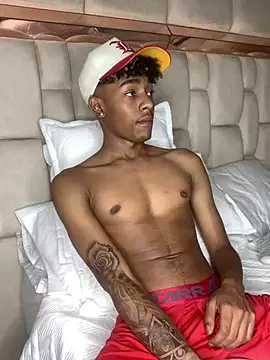 Boy cock18 online show from 01/26/25, 10:35