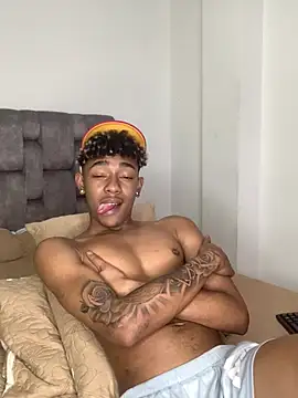 Boy cock18 online show from 01/29/25, 06:43