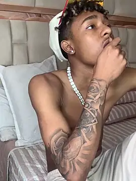 Boy cock18 online show from 02/08/25, 06:01