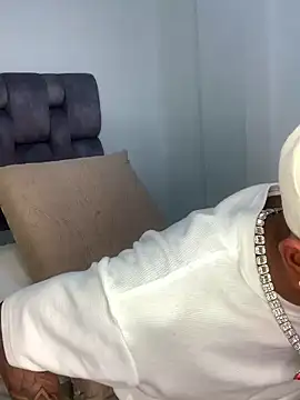 Boy cock18 online show from 02/17/25, 03:25