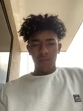 Boy cock18 online show from 02/28/25, 05:26