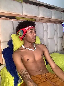 Boy cock18 online show from 03/22/25, 05:41