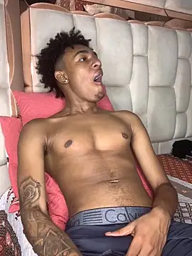 Boy cock18 online show from 11/12/25, 01:17