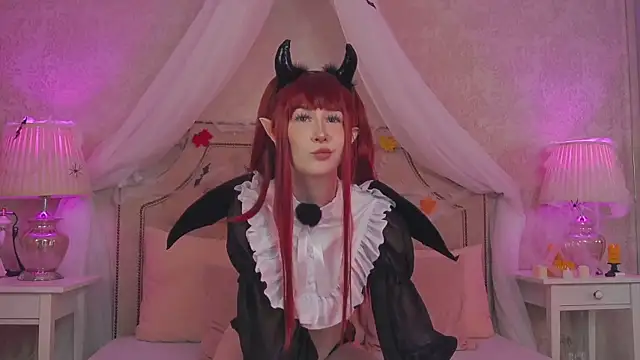 SashaMeow online show from 10/25/25, 04:24