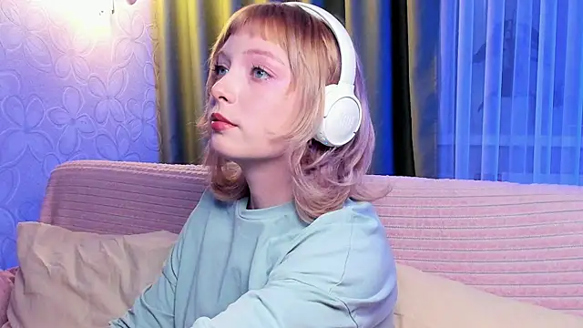 forget me not eve online show from 10/21/25, 11:33