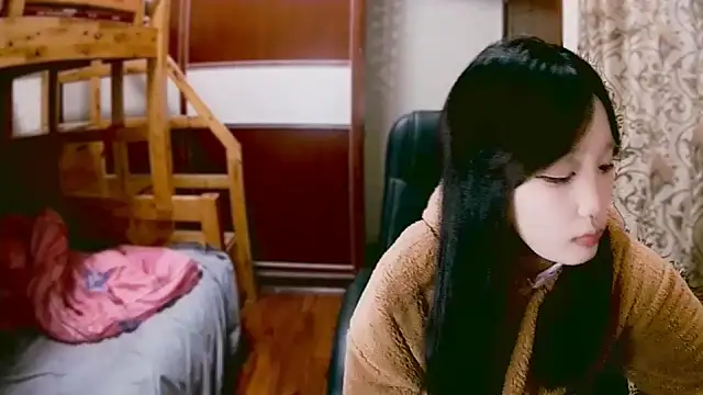 lulu-2002 online show from 01/02/25, 01:19