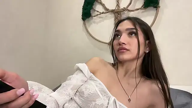 MilenaMilven online show from 12/28/24, 08:25