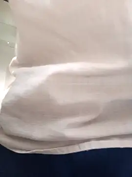 J JEN5 online show from 12/24/24, 04:55