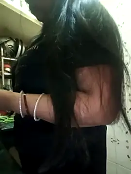 Snapshot of Soniya_444 chatting on 03/02/26, 07:15 Soniya 444 online show from 03/02/26, 07:15