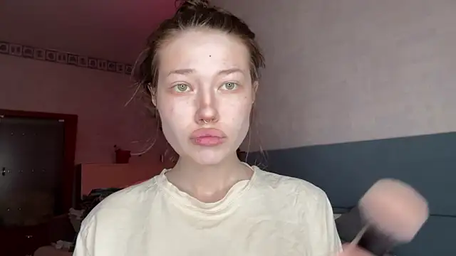 eva varnerr online show from 03/25/26, 10:49