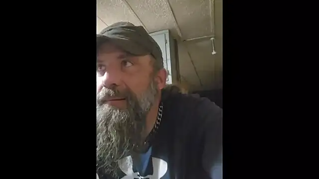 zaneporter46 online show from 10/12/25, 12:20