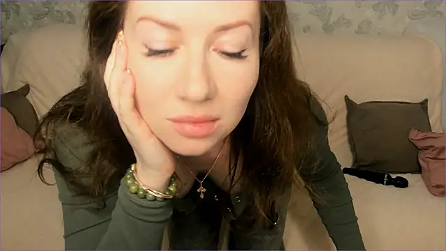 Snapshot of _yessJulia_ chatting on 06/03/26, 07:44 yessJulia online show from 06/03/26, 07:44