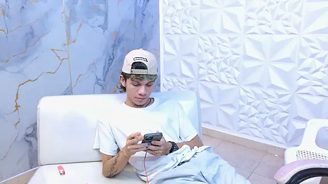 andy dan18 online show from 04/04/26, 08:06