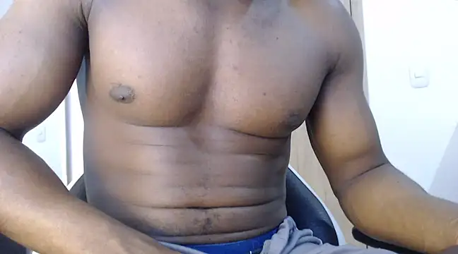 thomsom23 online show from 02/03/25, 01:51