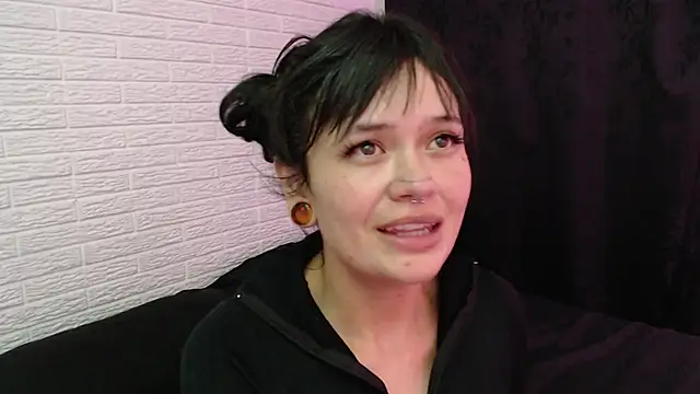 Snapshot of rousstattoo chatting on 01/07/25, 07:42 rousstattoo online show from 01/07/25, 07:42