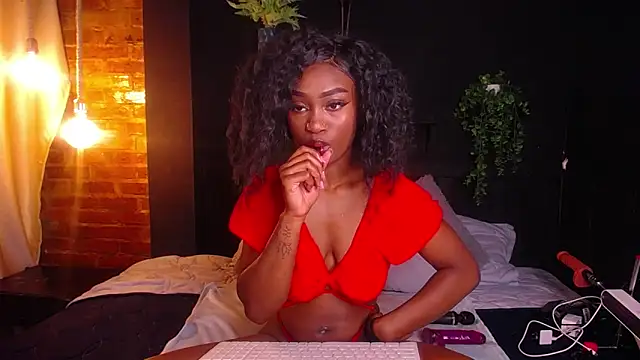 nikkystorm1  online show from 04/14/26, 02:12