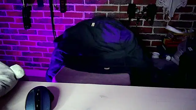 Heleneecesmecs2 online show from 01/29/25, 01:27