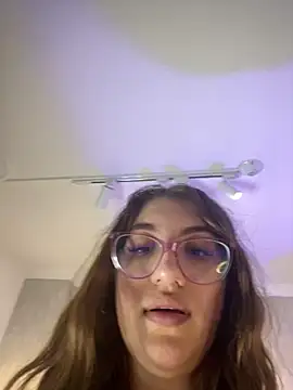 samy xoxox online show from 12/30/24, 09:05