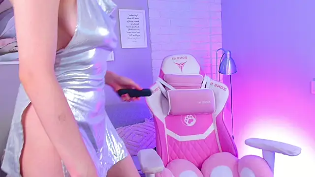 NellieLoyns online show from 02/23/25, 11:25