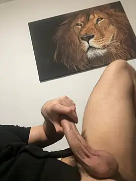 Snapshot of Big_XXL1 chatting on 12/21/24, 12:20 Big XXL1 online show from 12/21/24, 12:20