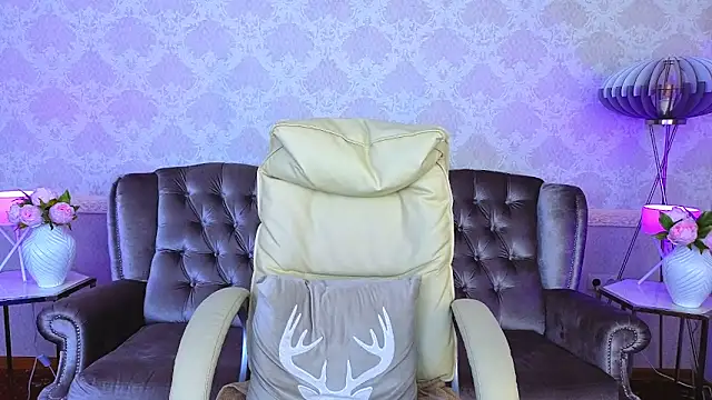 Snapshot of Lucky_Rita chatting on 09/10/25, 01:22 Lucky Rita online show from 09/10/25, 01:22