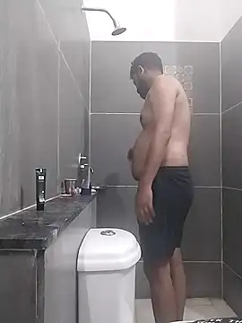 Snapshot of DIL_WALE143 chatting on 01/05/25, 12:53 DIL WALE143 online show from 01/05/25, 12:53