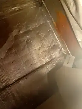 Snapshot of Eddyfrancis87 chatting on 10/04/25, 01:25 Eddyfrancis87 online show from 10/04/25, 01:25