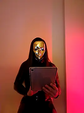 NoraInMask online show from 02/28/25, 07:56