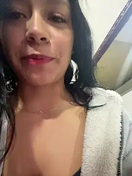 Charlotemonroe online show from 01/03/25, 10:29