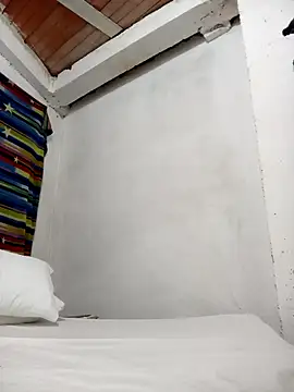 NaughtyBarbie19 online show from 11/25/25, 08:03