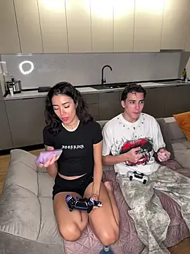 Alexiaa2006 online show from 02/05/26, 08:02