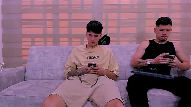 hell twink online show from 01/22/25, 08:17