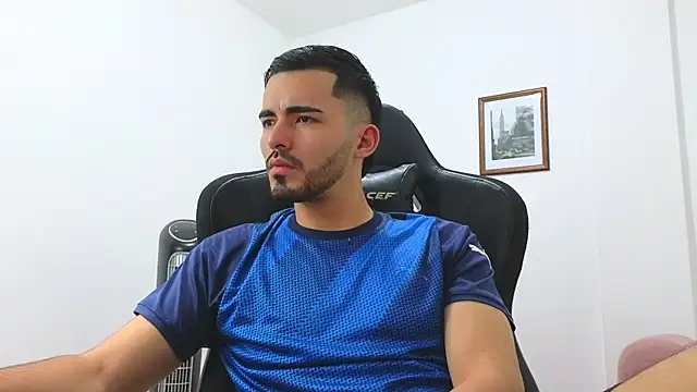 Massimoo 07 online show from 01/02/25, 10:33