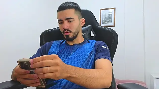 Massimoo 07 online show from 03/05/25, 07:27