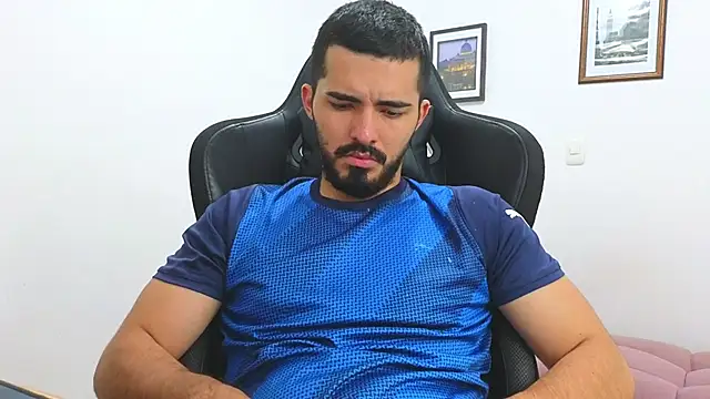 Massimoo 07 online show from 03/19/25, 09:37