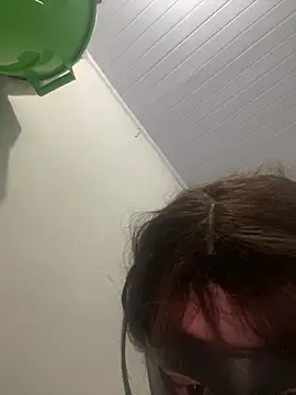 Snapshot of hijraneamina chatting on 01/06/25, 04:58 hijraneamina online show from 01/06/25, 04:58