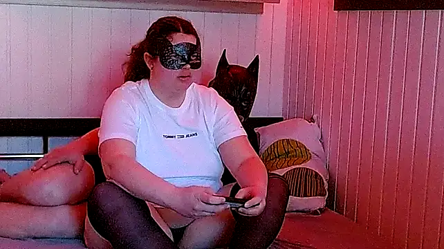 Snapshot of SuzyUndStrolch chatting on 03/03/25, 12:16 SuzyUndStrolch online show from 03/03/25, 12:16